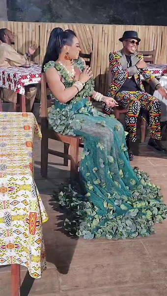 Album LÉGENDE de Lady Ponce : Souvenirs et Émotions