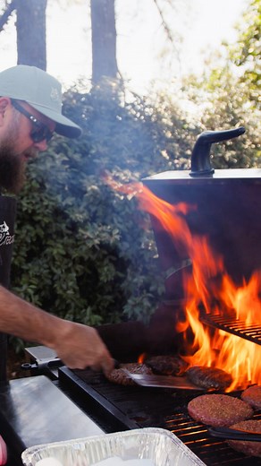 24K views · 125 reactions | The X Fire Pro. It’s hot… like burn-your-eyebrows-off hot But that didn’t stop BBQ DAD JODY from throwin’ down some seriously tasty burgers for the recteq staff  #reels #Xfire #xfirepro #pelletgrill #woodfiregrill #recteq #recteqfamily #bbq #grilling #grill #newrelease #burgers #cheeseburger #sear #bbqlovers | Recteq | Facebook