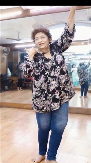 The SHOCKING Truth of Saroj Khan | Married at 13 to a 43-Year-Old | Bollywood Legend