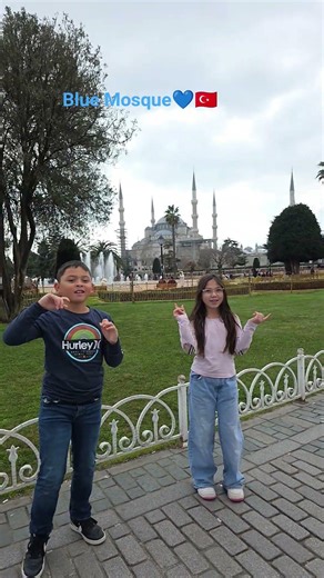 Blue Mosque ❤️🇹🇷 #youtubeshorts #shorts #travel #turkey #instanbul #dance #siblings #fyp