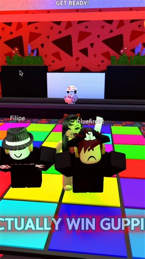 A CLAW machine?! #roblox #mm2 #girlgamer #gameplaywalkthrough