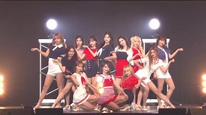IZONE 演唱会高清舞台