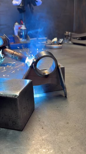 Porterbuilt Fabrication | Welding up a ball joint cup with the Wireslinger today. This is just one step of the fabrication process for our control arms. Before it... | Instagram