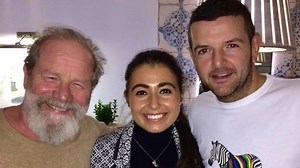 Kevin Bridges dines with Trainspotting star Peter Mullen in Glasgow restaurant