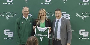 Former Coyote coach Kayla Karius introduced at UW-Green Bay