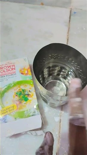 science experiment with corn starch and water ko mix phir ready your experiment 👍🏻👍🏻