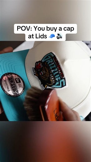 A satisfying customer and ASMR experience 📢 #asmr #lids