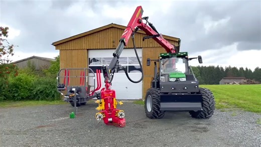 KOTSCHENREUTHER Forstschlepper 175R Gen.2 im Einsatz