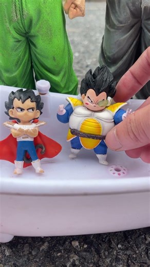 vegeta & goku & cici play in the bath #shortvideo