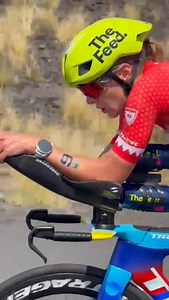 Taylor Knibb is locked in leading this race😤 🏆 IRONMAN World Championship, Kona 📺 Live & Free on proseries.ironman.com, YouTube, Outside TV & more #IRONMANtri #IMWC #Kona2025 | IRONMAN