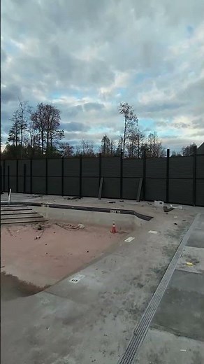 Another day, another flawless fence installation. #QueFence #FenceContractor #FenceTransformation