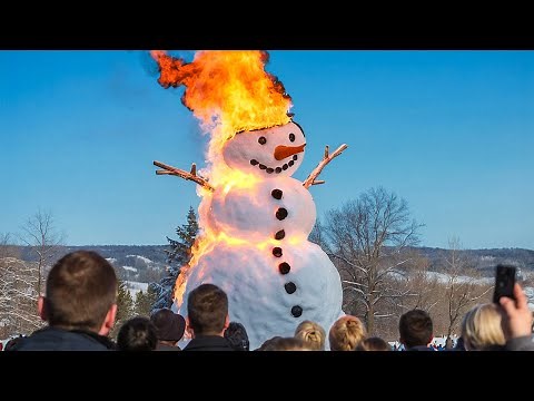 Funny Christmas Fails Caught on Camera