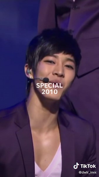 少し遅くなりましたがBEAST/HIGHLIGHTデビュー13周年記念動画第1弾です。今回はBEAST時代に出た曲のサビをメドレーでお届けします。#beast #비스트 #13thanniversary #kpop #おすすめにのりたい