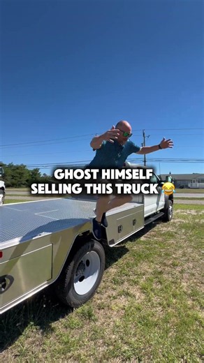 I Think Quinn Just Died Selling This Truck... 👻😂 | Ford Super Duty Flatbed