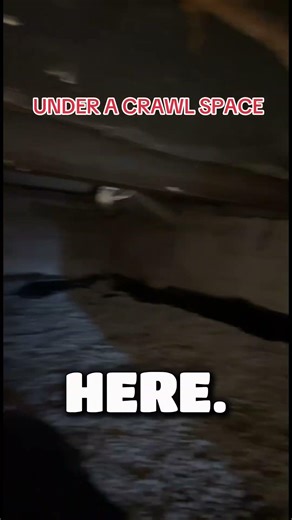 UNDER A CRAWL SPACE TO INSTALL LGHTING #crawl #underground #gravel #electrical #lighting #diy #flip