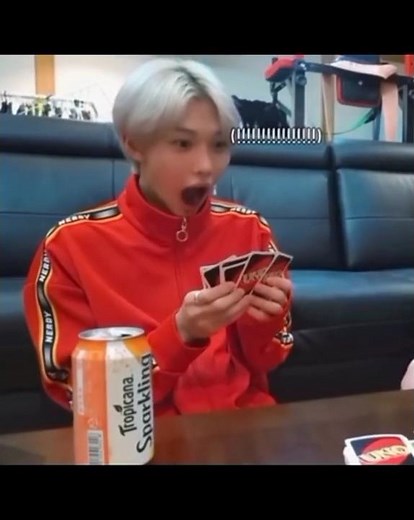Felix & Chan playing Uno 😂🤩 #straykids