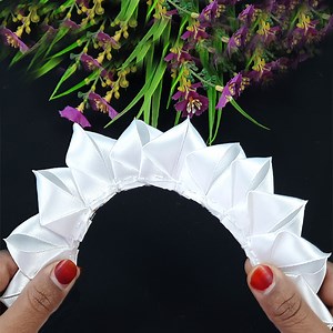 Amazing ribbon flower trick / easy rose making /ribbon flower crafts ideas | Dian Diy Tech