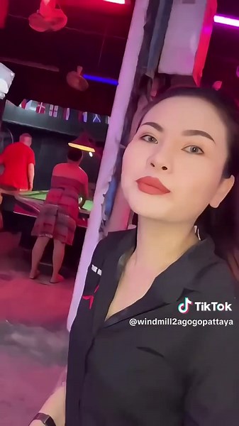 Exploring Pattaya's Vibrant Nightlife on Walking Street