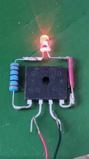 A Simple anti reverse circuit can be made with rectifier #physics #elecronics #tipsntricks #shorts