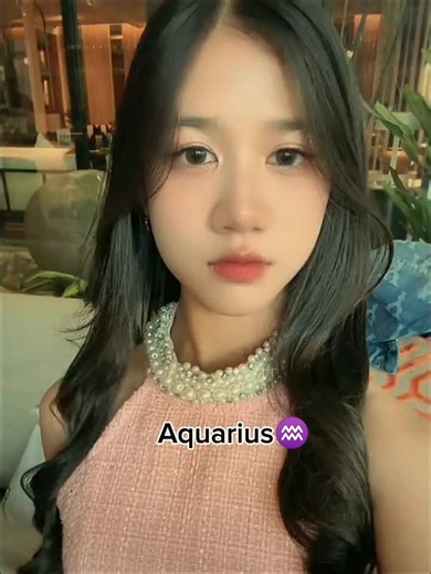 Join the Latest Sign Trend with Friends!