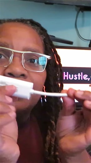 How to connect dual monitors