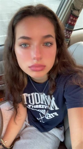 ellie (@ellielobio)’s videos with origineel geluid - 🎼