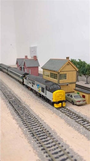 Bachmann Class 37. 37423 | 00 Gauge Layout | #railways #shorts #modelrailway