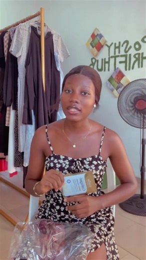 I saw a video where a vendor said the customer was angry because she added face mask for her as gift, face mask is 1k girl! make she use her whole profit buy gift for you? And those kind of people no matter how much gift you add they will never say thank you, they think it’s their right. #smallbusiness #viraltiktok