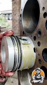 engine piston install with hammer #reels #mechanic #engine #automotive #workshop #reel #reelsfypシ #fbreelsvideo #shortsfeed #technology #usalife #usa #Mechanical #skills #automobile | New Mechanic