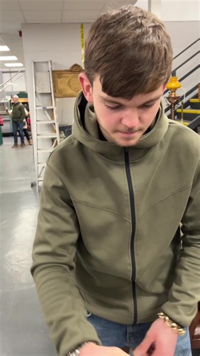 At Harrisons Antique, Vintage & Retro, it’s not just about the finds—it’s about the fun. George’s having a laugh, and when you visit, you’ll always find something to make you smile. Warm, friendly, and a bit of fun—that’s just our jam! 📍 Harrisons Antique, Vintage & Retro 🕰️ Open 7 days a week | 10am – 4pm 🚗 Free parking 🛍️ 100s of dealers & hundreds of collectable cabinets 🔨 Regular auctions ☕ Charlotte’s Café – the heart of our centre 🚻 Toilets | 🛗 Lift access 🤗 A warm family welcome e