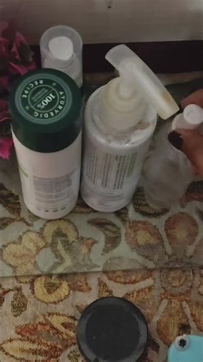 Asmr setting my dressing table #asmr #relaxing #crinklingsounds #relaxingsounds #sleep #asmrshorts