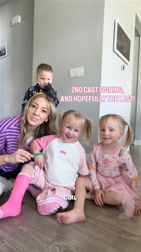 Torrey Scow | Round ✌️This time she would like a strawberry, Christmas Tree, rainbow and flower 😂 #castsigning #brokenleg #brokenbone #momoftriplets... | Instagram