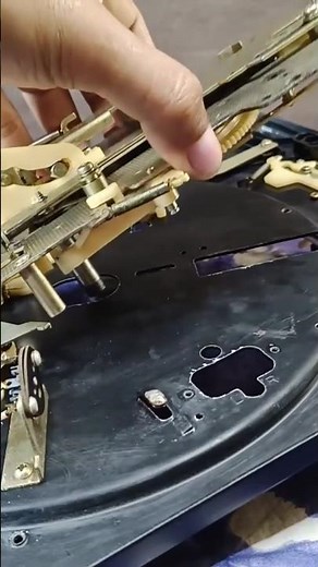 Mechanism Assembly Guide for the National SP-913 Turntable — Video 05