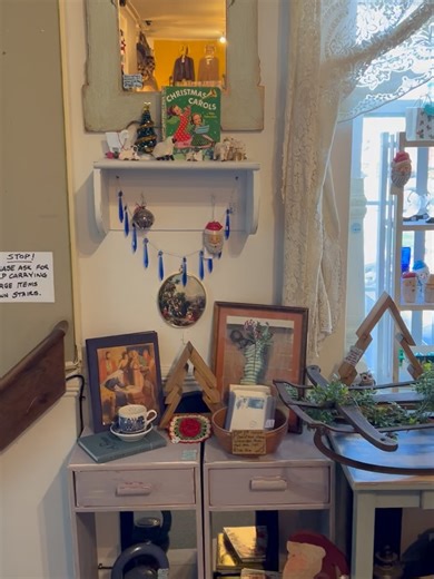 A Corner Cottage on Reels