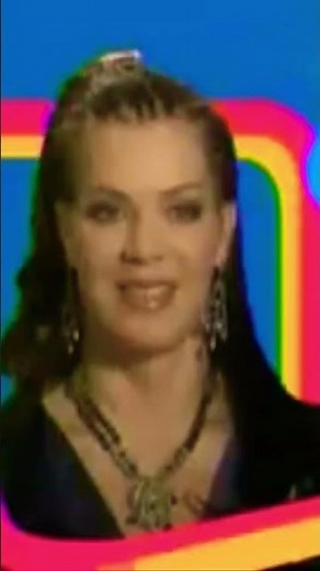 JOANIE”CHYNA”LAURER INTRODUCTION ON THE SURREAL LIFE #chyna #vh1 #wwe #wwf