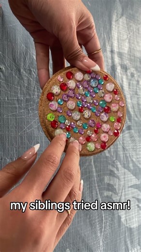 letting my siblings try asmr!