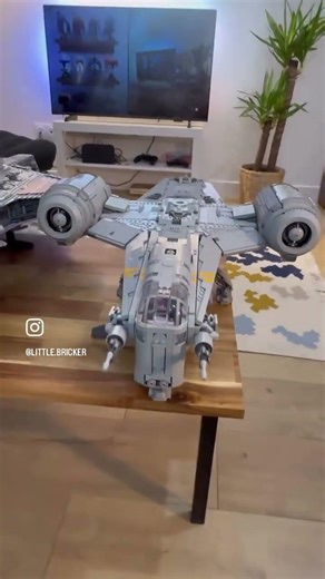 Lego Star Wars Razor Crest VS Venator ! Qui a le plus de pièces ? 🧱🚀 #lego #legostarwars #starwars
