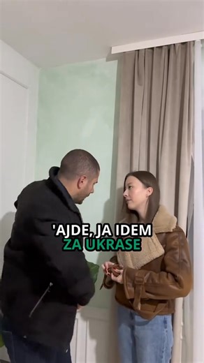 🎄 The deal was: he buys the ornaments, she buys the tree. 🛍️ But when "something small for yourself" comes into your plan, the Christmas tree ends up as a bonsai. 💬 What would you put in the basket first if you were in her place? | Deichmann