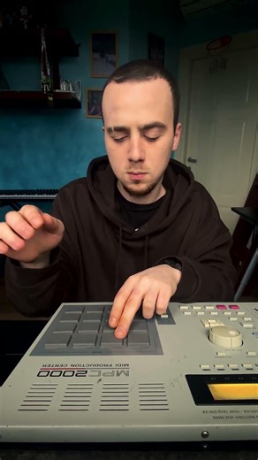 Flipping a famous sample | MPC 2000 beatmaking