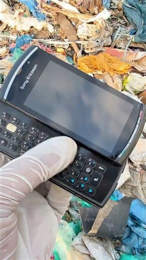 Old Sony Ericsson & $1400 S20 Ultra in Trash!#tech #oldphone#shots