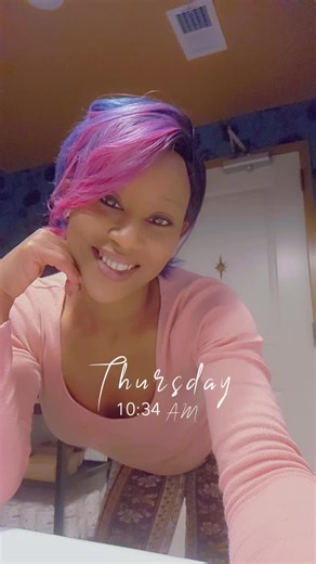 Chef E fixing to keep smiling because I can I don't own the copyrights of this music #cheflife #prettylady #godisgood #slimthick