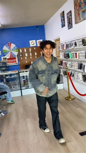 The Phone Spa 95 Nelson Diaz on Instagram: "📱✨ People break their phones on purpose just so they can come to The Phone Spa. 🔧💎 The service is that good they come back because they trust the quality, care, and results. 📱 #ThePhoneSpa #ThePhoneSpaWoodlandHills #PhoneSpa #ProfessionalPhoneRepair #TrustedPhoneRepair TopRatedPhoneRepair 📍 22750VenturaBoulevard VenturaBoulevard WoodlandHillsCA 91364 LosAngelesCA California 📞 CallOrText 8185106892 FastService SameDayService ⚡ 🔧 iPhoneRepair iPho