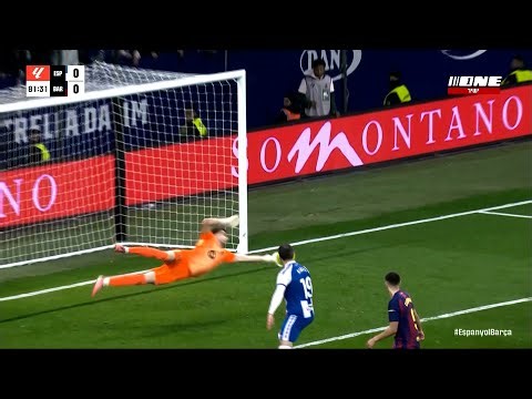 Joan Garcia Crucial Saves vs Espanyol ( Best GoalKeeper of The WORLD ? ) 2025/26