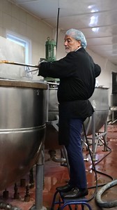 Want quality, homestyle sauce? We got you🤝🏻 For over 25 years, we’ve been crafting our cherished old-school recipe, ensuring that each bite captures the quality and memories of Nonna’s cooking. Say goodbye to generic store-bought sauces and embrace the tradition of authentic flavor💚🤍❤️ Order today at www.arthuravenue.com or come by to see us😎 | Mike's Deli The Original Arthur Avenue Italian Deli