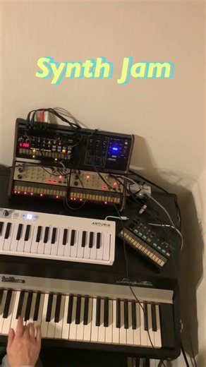 Synth and Rhodes Jam / Korg Volca #synth #Rhodes