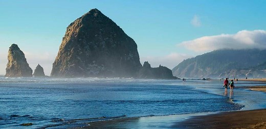 Goonies Film Locations Tour: map of the locations in Oregon & California