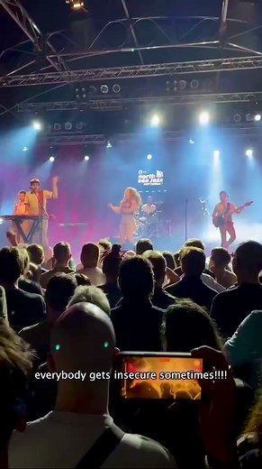 im confident that im insecure 👀 #livemusic #newmusic #siblings #confidence #insecure