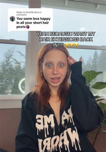 Replying to @KarliSkullzzz I wasn’t kidding when I told you guys that my hair is my whole personality 😂😂 without my hair extensions I’m a shell of a human 😂💀 it’s fine I’ll just live in my @jzstyles.co merch until my appointment next week 😏😂 #shorthair #redhair #hairextensions #haircut #bob