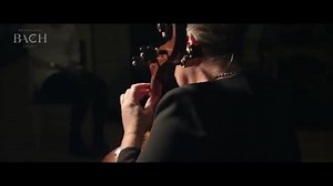 Bach - Cello Suite No. 1 in G major BWV 1007 巴洛克大提琴家Lucia Swarts