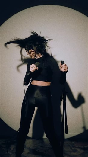 Ruby Wylder Rivera Modine on Instagram: "• LINEAR MUSIC VIDEO IS OUT NOW! LINK IN BIO • Directed by @danielzvisual STARRING: @tommy_roulette @xscoopsx @z.hakai.wav - Mixed, mastered and produced by @iron__audio 🎧 Listen to LINEAR on all platforms now 🎧 DREAM COME TRUE, THANK YOU 😊🤘😍"
